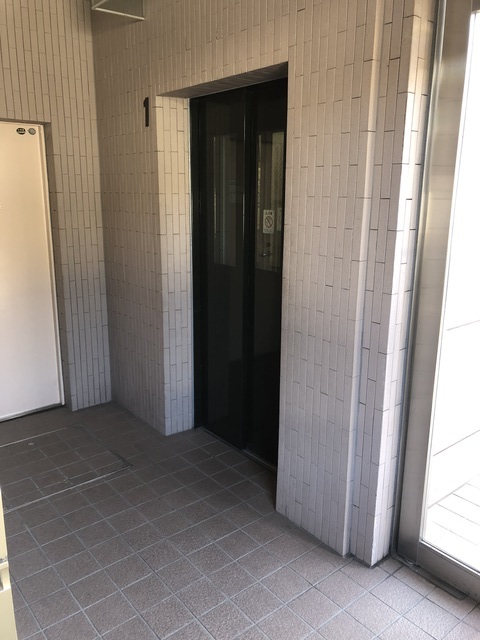 ロビー