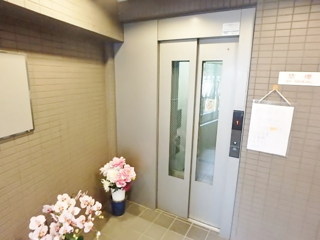 ロビー
