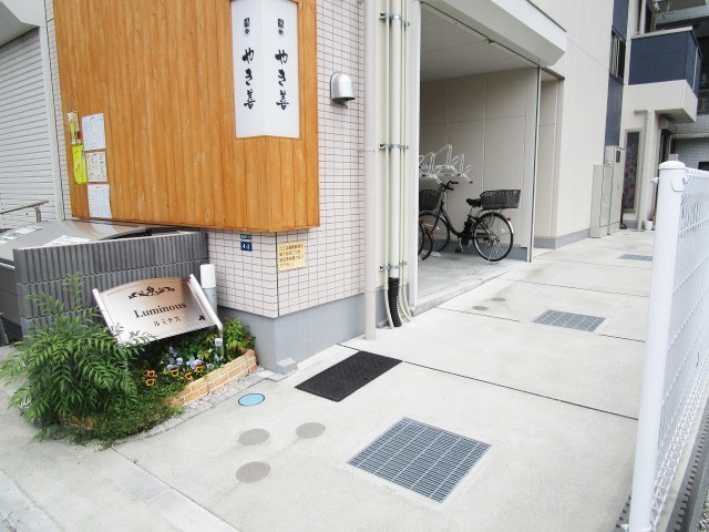 建物エントランス