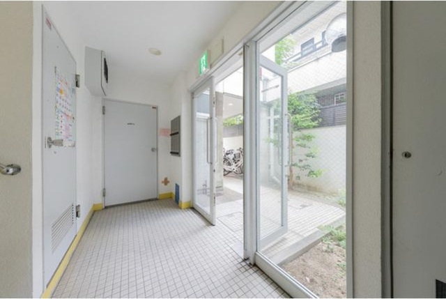 ロビー